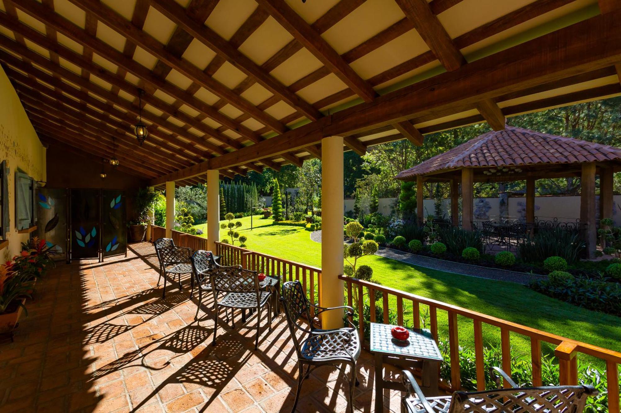 Villa Nogal Hotel Boutique & Vista San Sebastián del Oeste Esterno foto